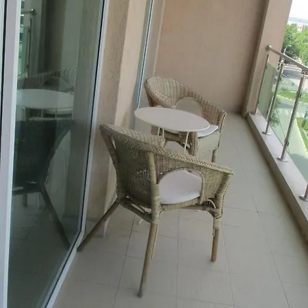 Apartamento Apartament Floras *