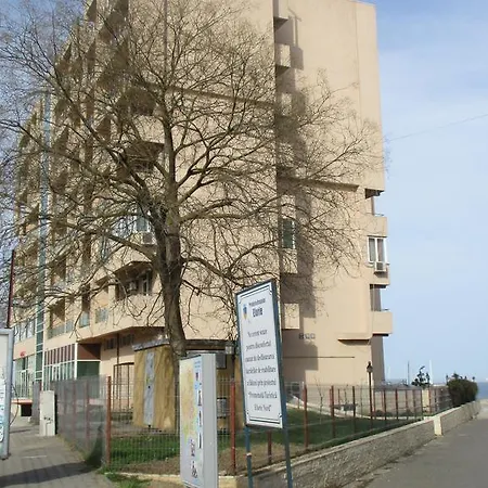 Apartament Floras Apartamento